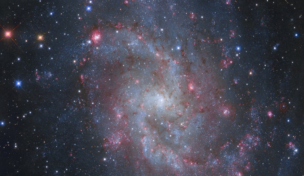 interesnewsru's tweet photo. #PhotoDayNASA #Фото дня #NASA: #галактика Треугольника https://t.co/yalSkn7xFG #space #APOD #М33 #космос #наука #звезда #science #galaxy https://t.co/aCLvVVgj10