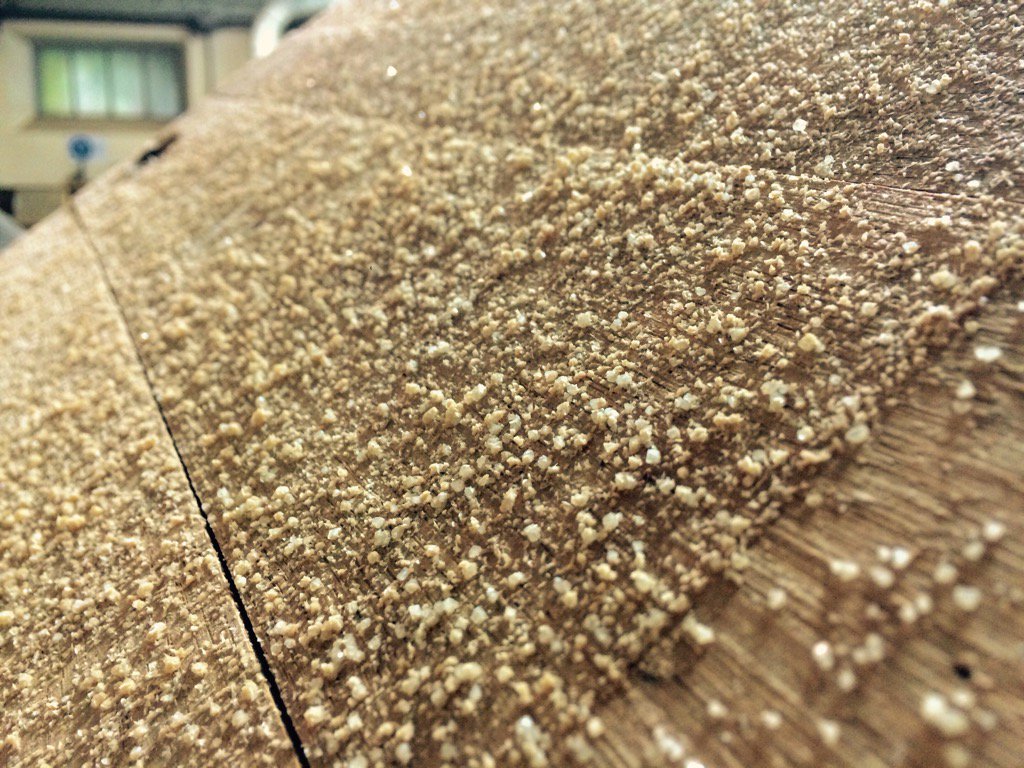 PhilippaVino's tweet photo. Amazing tartrate crystals on an old barrel top @BollingerUK #winegeek #lovechampagne https://t.co/UV3a3pVRA5