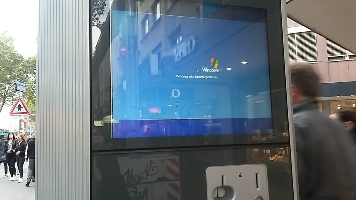 MissTabby99's tweet photo. Meanwhile in #Karlsruhe https://t.co/vyLEWOSv06
