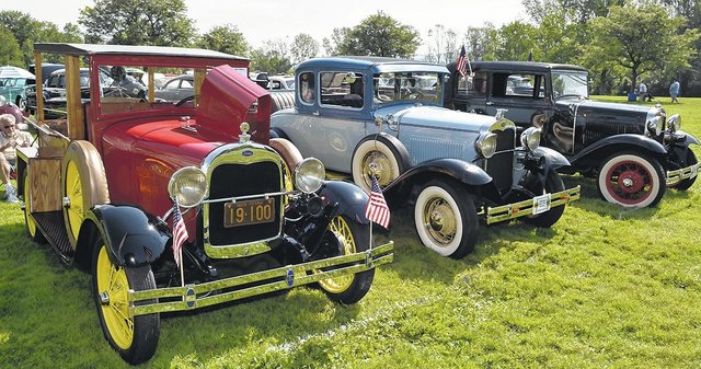 MTCFCU's tweet photo. Created in 1935, the #AntiqueAutoClub brings together #MembersThatCount to showcase the finest cars in the world https://t.co/FN8MliYkqP https://t.co/SdSavAb16Y