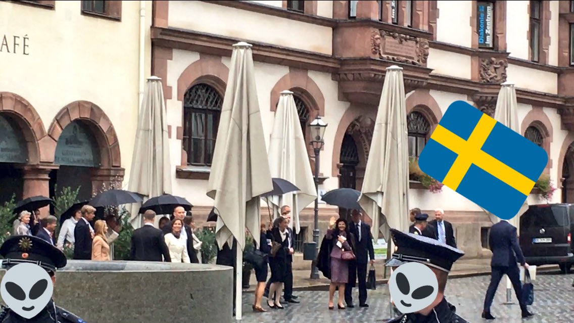 allesfreddy's tweet photo. Hej då @Kungahuset! #SweDE2016 https://t.co/WidFdWPRjb