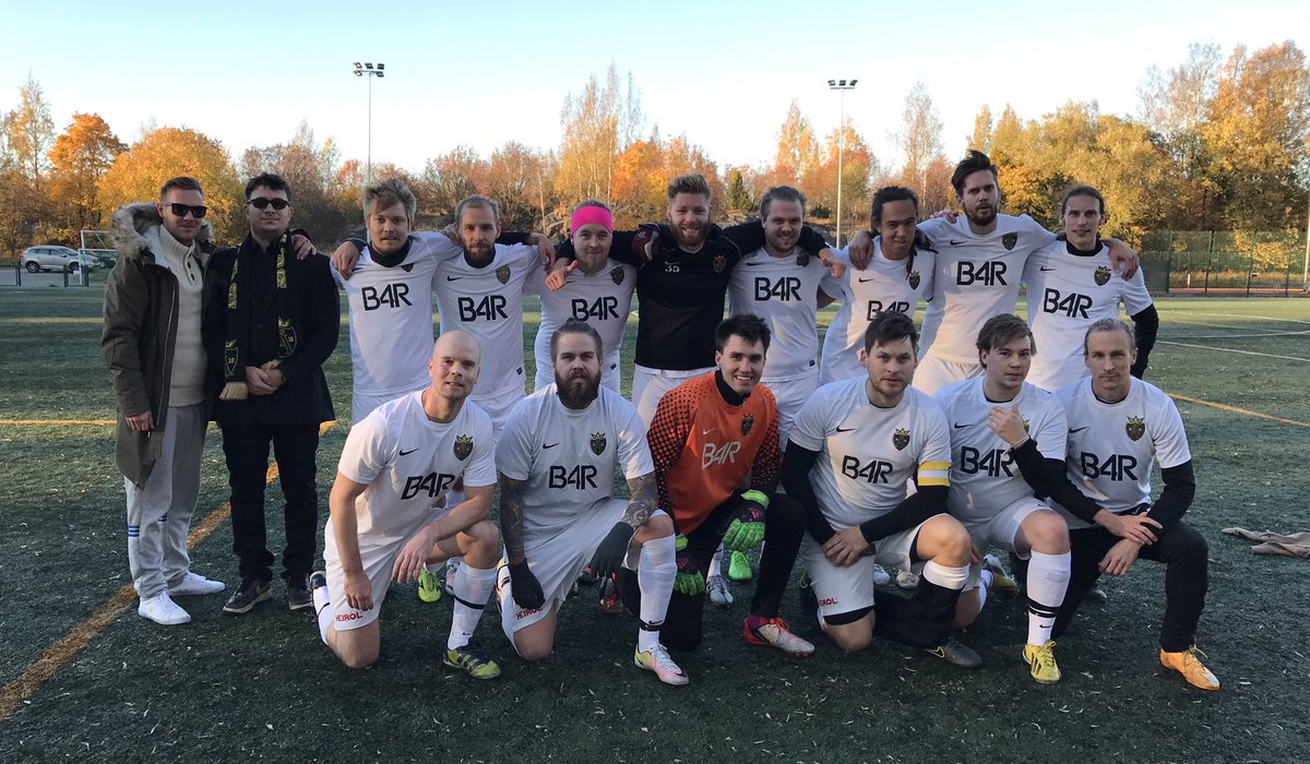 ÅCF2 päätti tänään kautensa painelemalla Pontevaa pontevasti pataan maalein 7-1. Sarjasijoitus lopulta neljäs. Kiitos! #KutonenTurku