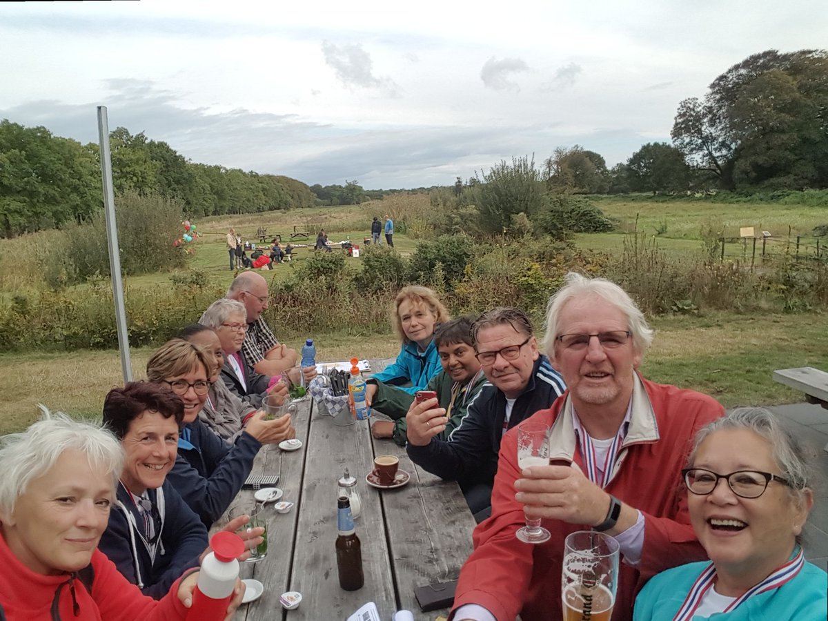 BeaPinkert's tweet photo. @BvdGF Hilversum Diabetes Challenge is volbracht! Hulde aan de lopers. See you vlg week in Apeldoorn #BvdGf https://t.co/hJnQSaHVDe
