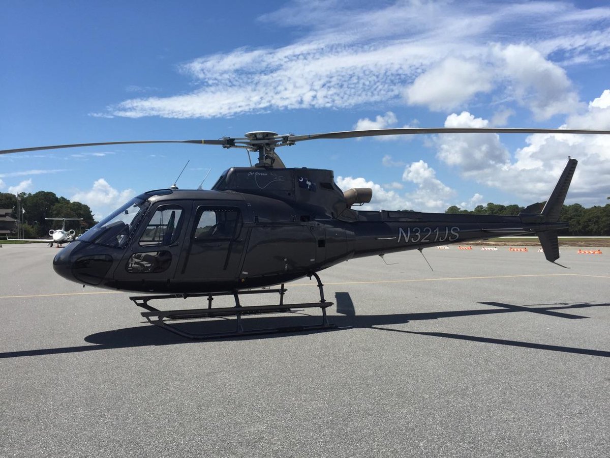flyelan's tweet photo. @SCEMD Heli transport service out of Greenville, SC w/AS350 B3 that seats the pilot+5 passengers for utility companies &amp; rescue 864-520-4151 https://t.co/rSBp5xeyLe