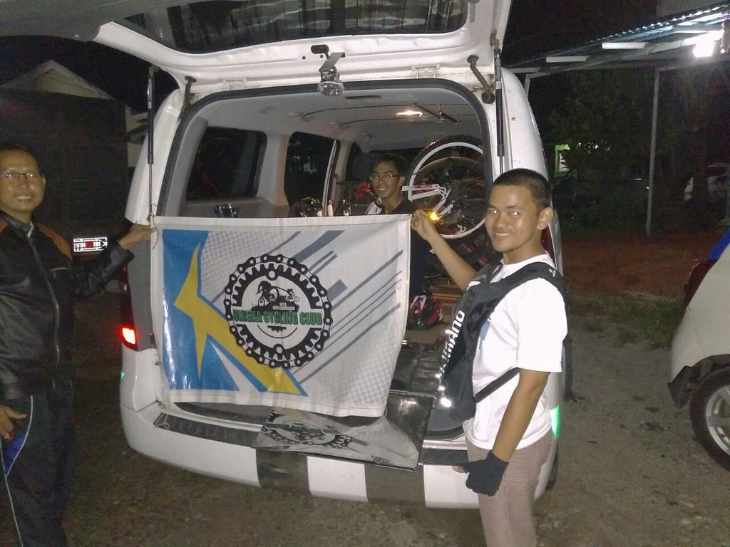 IefulBearcode's tweet image. Jadi jua berangkat