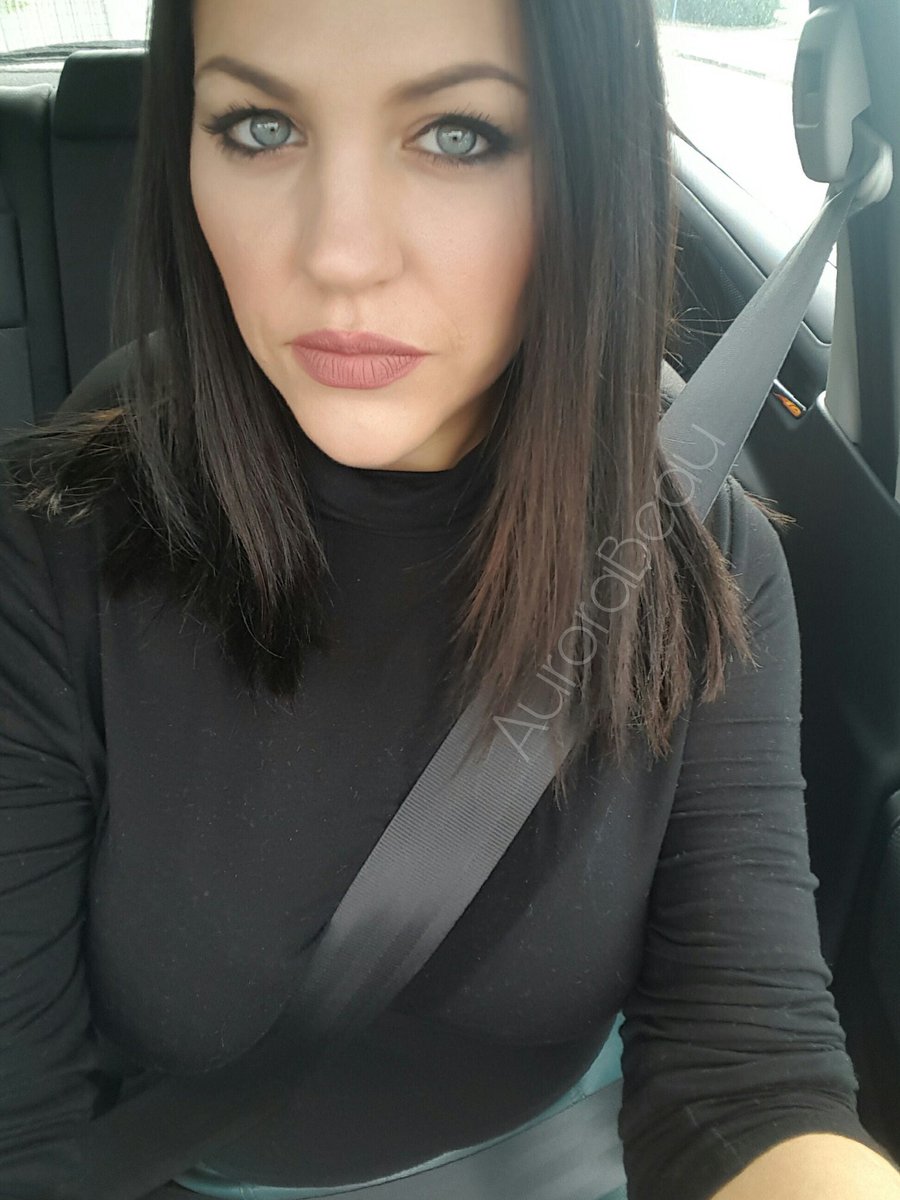 SupremeDommes's tweet photo. @MissAuroraBeau is ready to take everything you have then kick you to the curb. Join us. 💋

@RTpig @underdeskloser #findom #femdom https://t.co/VDvUuL5MJO