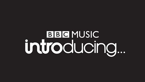 1EYEuk's tweet photo. Tune into @bbcwm TONIGHT 8pm! @1EYEuk is feat on @bbcintrowm. @AndySaxUK, @Bryles1 &amp; @JackyParker93 chat #albumrelease &amp; show @ @TheJamHouse https://t.co/t1P8bsvChp