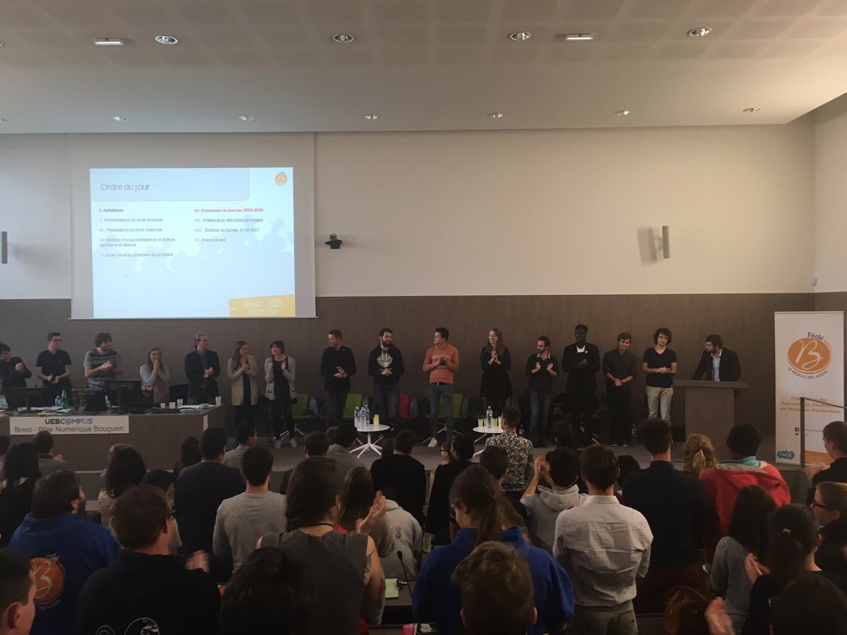 ClementVIOLET's tweet photo. Démission du bureau 2015-2016 de la @fedeb29, une page se tourne mais l'aventure reste encore à écrire merci à tout le bureau ! https://t.co/X5fH0wS1BN