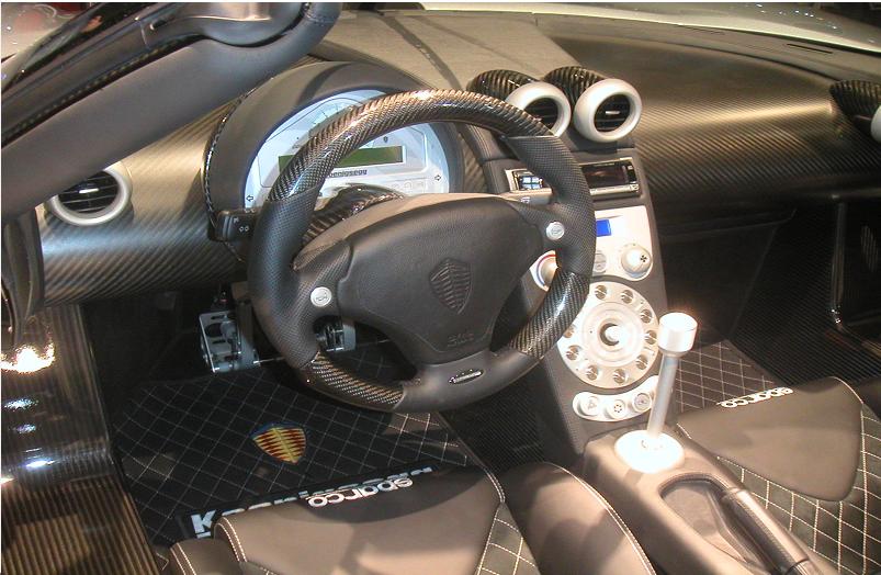 NoSpeedLimit_it's tweet photo. #Throwback #Retrospective #SalonDeLAuto 2006 #KoenigseggCCX #supercar #ypercar #dreamcar #MadeinSweden #400kmhclub https://t.co/B9XqYZxVWc https://t.co/tic9UqQRIh