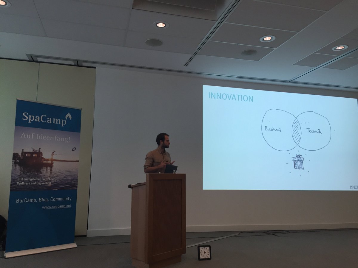 BerlinPartner's tweet photo. Was für ein Spaß! Design Thinking mit #innoki @_spacamp #HealthWeekBB #letsgo #innovation https://t.co/tgzcvHWQ4I