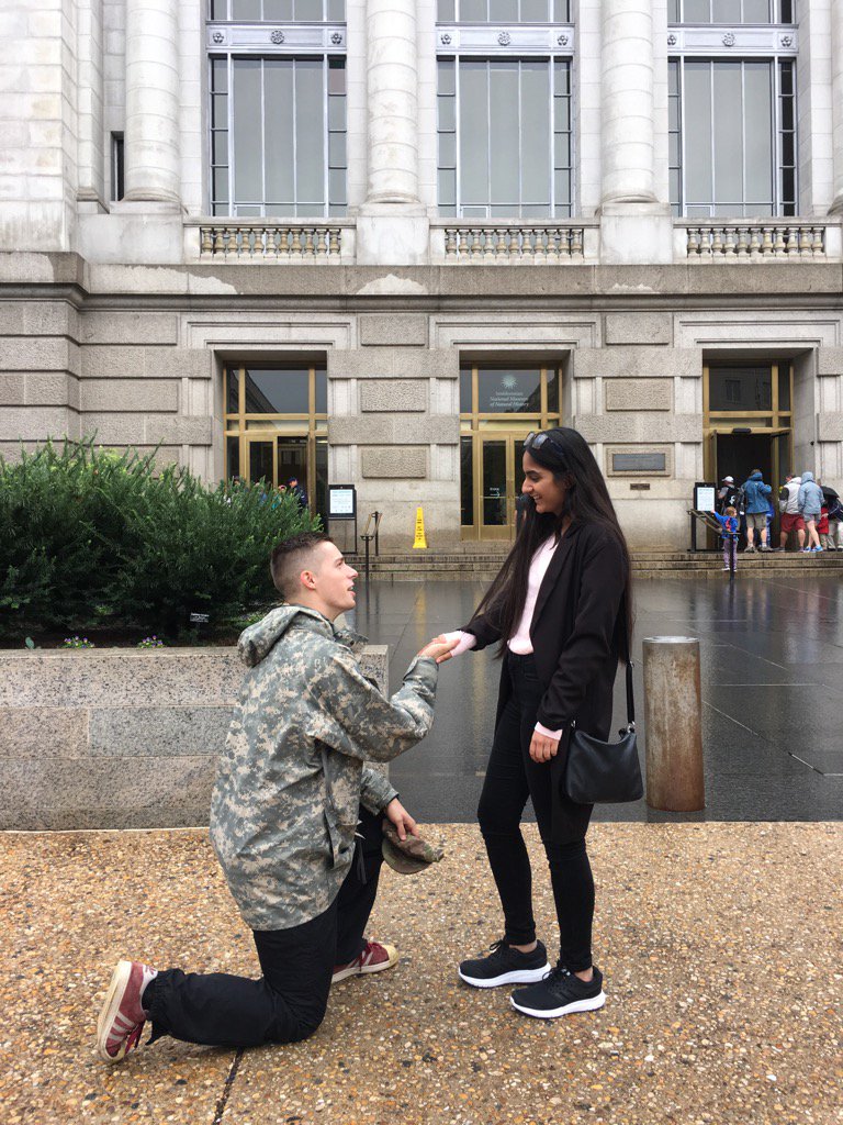 timemachinemaf's tweet photo. She said yes #MarryaHoya @bighuntGU #timemachinemafia https://t.co/WZAaJ1tqAl