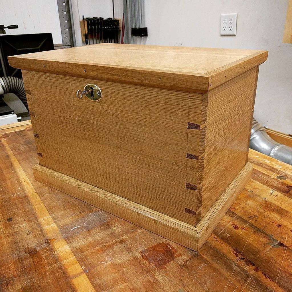 SimpleCove's tweet photo. Done with the #schoolbox. Used blond shellac for the finish. #woodworking #handmade #finew… https://t.co/AY1018cKC8 https://t.co/AsPRsgOLbl