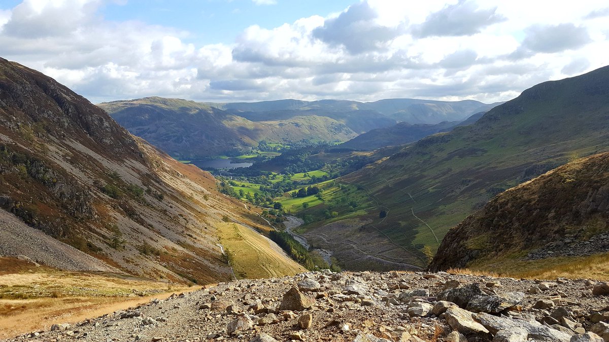 WildLakeland's tweet photo. Raise via stang end. 2898ft, 7.5 miles. #LakeDistrict https://t.co/mBA4nEjCmH