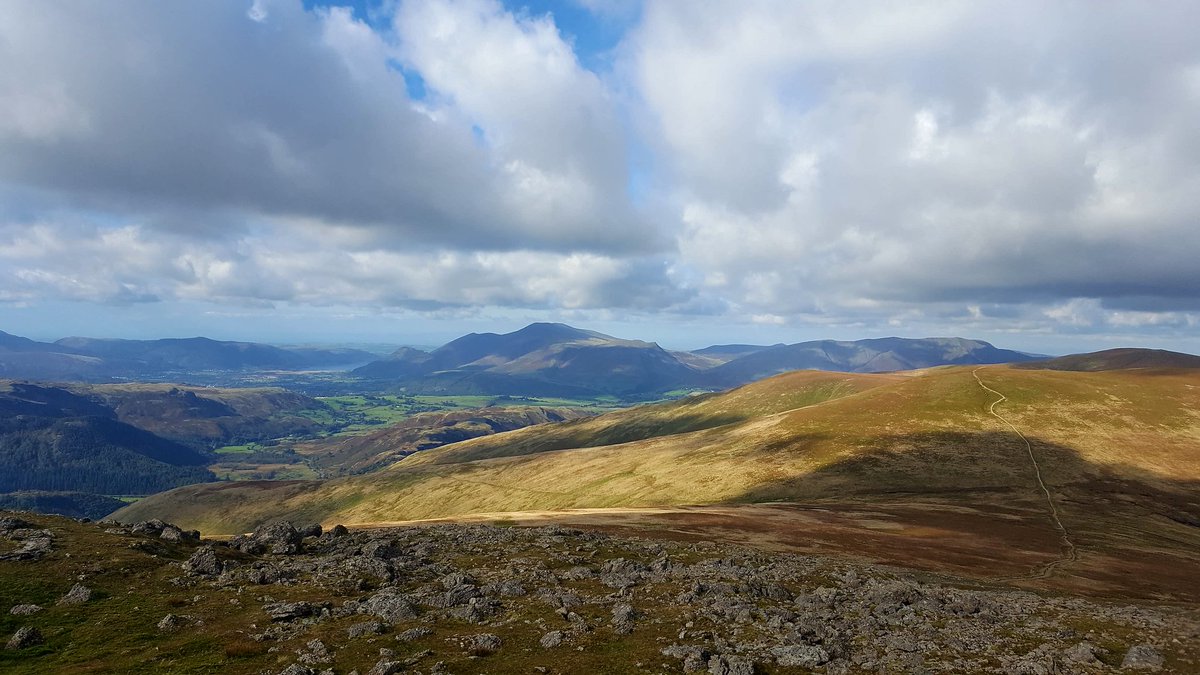 WildLakeland's tweet photo. Raise via stang end. 2898ft, 7.5 miles. #LakeDistrict https://t.co/mBA4nEjCmH