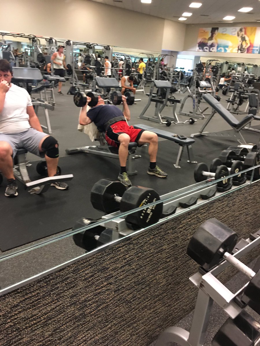 TheDaveAbed's tweet photo. There is a trump supporter at the gym, who also happens to be the guy who screams during each rep. #MakeAmericaGruntagain. https://t.co/WGxWMUwDtb
