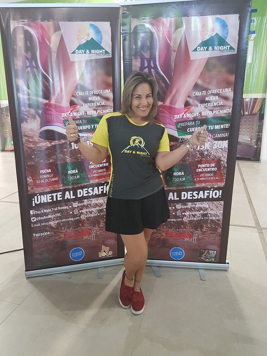 Paomadiedo's tweet photo. ¡Ya tengo mi kit!!! Siguiendo los sabios consejos de mi coach  @germangamez72 #Voyx10Km!!! Inscríbete aún hay tiempo #PressRunners #AETCali https://t.co/MgcF6PksVO