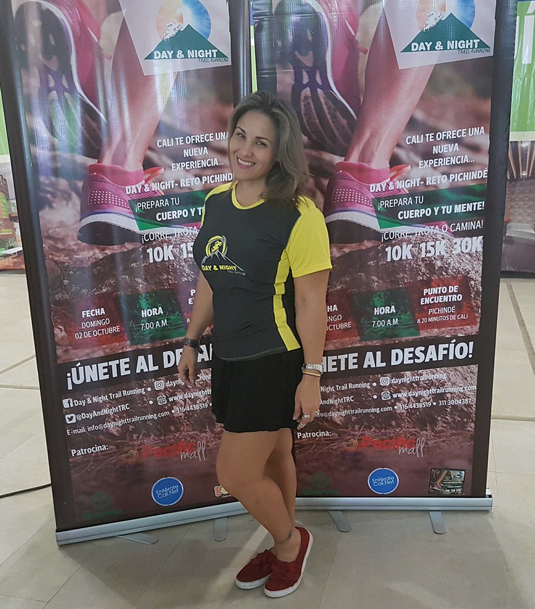 Paomadiedo's tweet photo. ¡Ya tengo mi kit!!! Siguiendo los sabios consejos de mi coach  @germangamez72 #Voyx10Km!!! Inscríbete aún hay tiempo #PressRunners #AETCali https://t.co/MgcF6PksVO