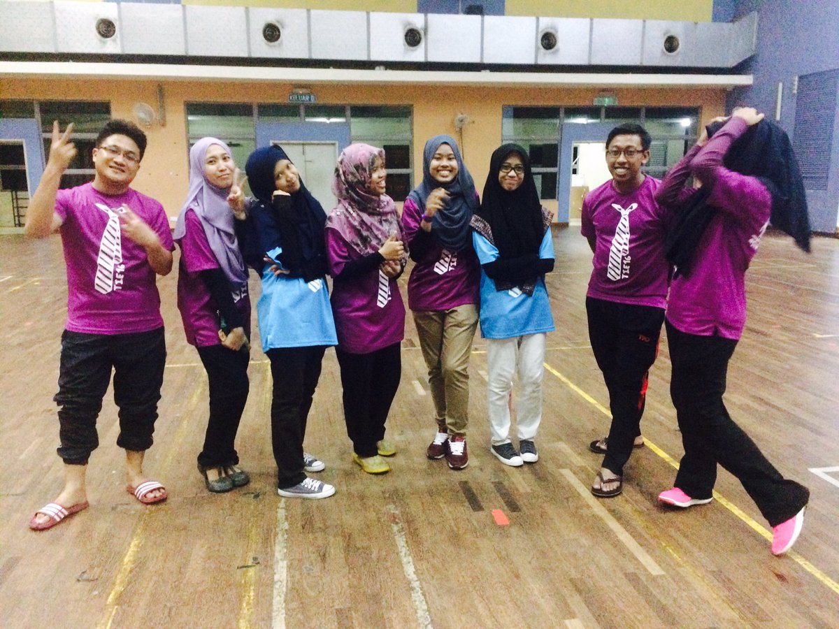 fatihahshuhada's tweet photo. AJK penyudah π #tie16 https://t.co/COklfodi1o