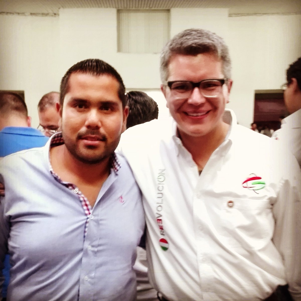 ErnestoCobaMx's tweet photo. Con el presidente de la @RJXMex @CJamesBarousse en el Informe de Actividades de mis amigos @HilarioRC_ y @alhiasanchez de la @RJXMJalisco https://t.co/FpbN3FvHeI