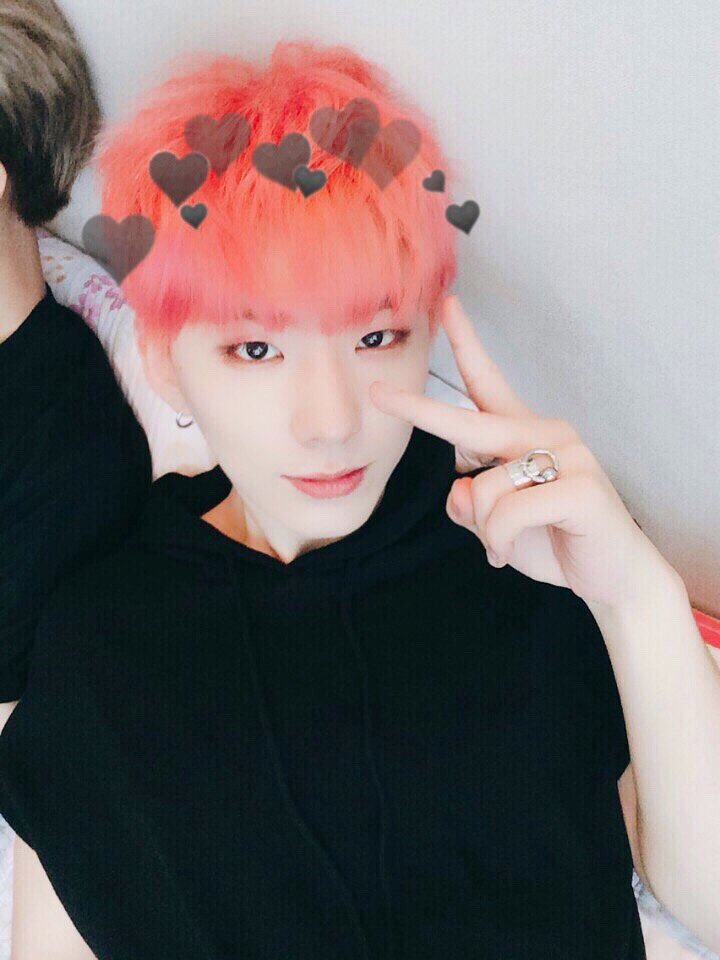 mxheartcrown's tweet photo. — kihyun

🎃 halloween edition 🎃 https://t.co/Uf7tFbrOM1