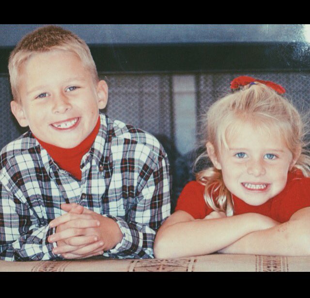 _Emily_Moore_1's tweet photo. Happy Birthday @BIGnate_19 hope your partying it up at college!🎈 https://t.co/VjM48ygIvl