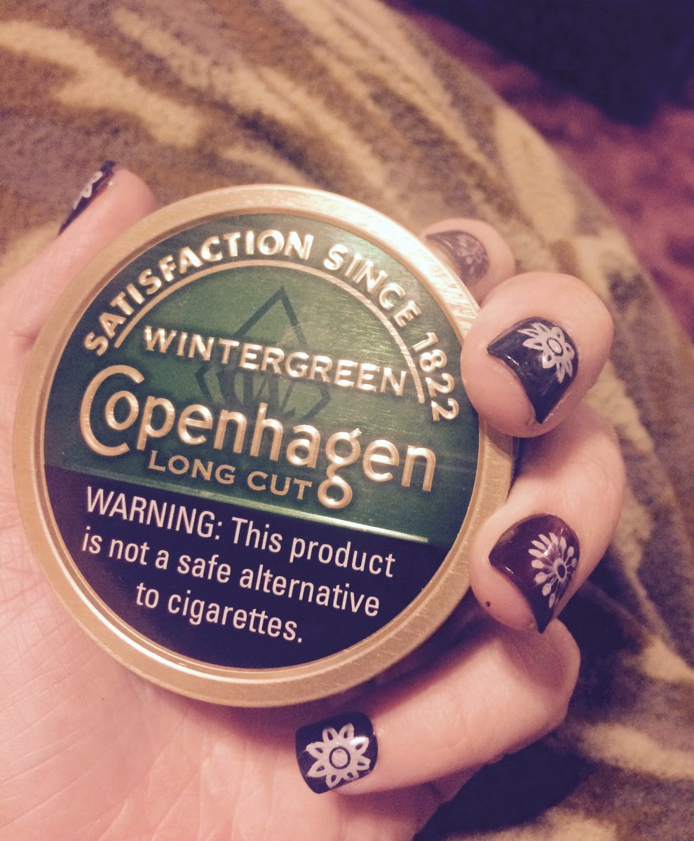 BackwoodsCutie6's tweet photo. That first dip in the mornin sure knows how to jumpstart my day, I tell you what.😜 https://t.co/FKM7uIYOUj
