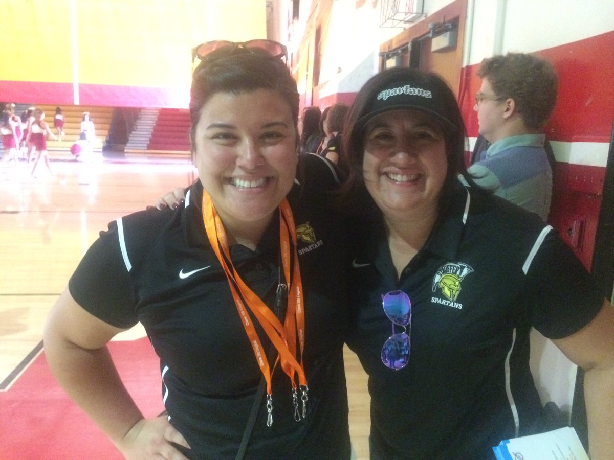 DowneySpartans's tweet photo. Dare 2B Digital going on @DowneyHigh #dare2bdigital #Spartans https://t.co/U5fD42PgI5
