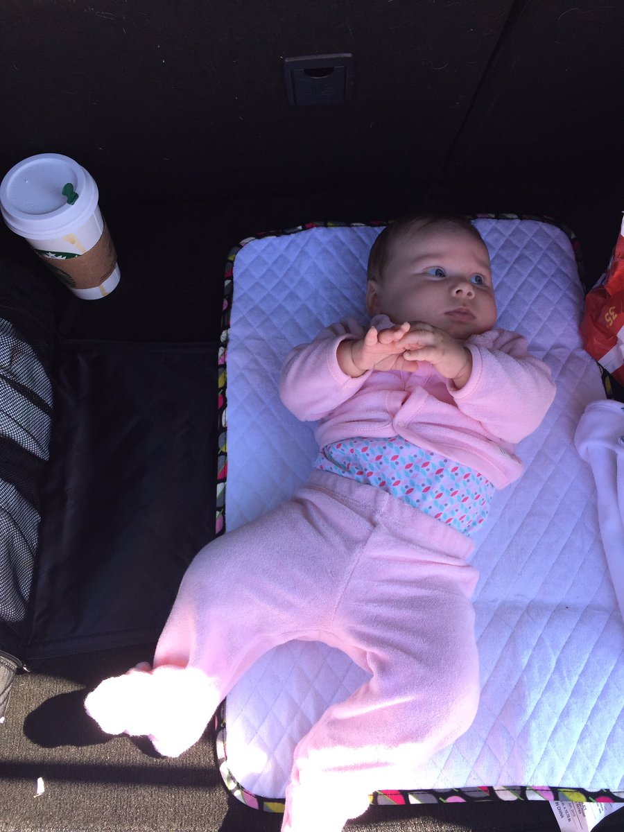 anniectaylor18's tweet photo. Would have loved to enjoy my mocha inside of @Starbucks but they had no changing pad for me to take care of my baby. #mamastruggles https://t.co/VbfwsjEwvG