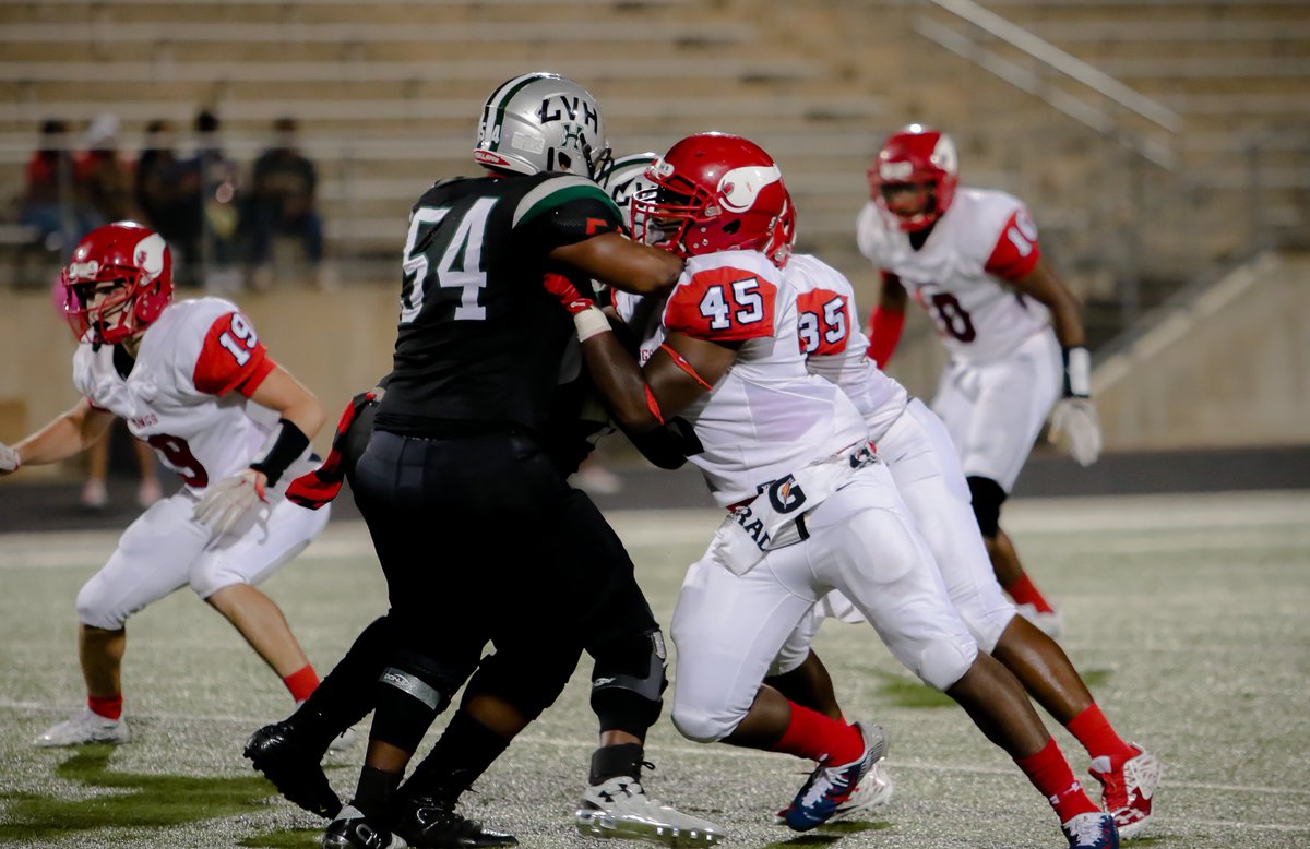 BobCalbert's tweet photo. @CanesFootballTX @DullesFootball  Canes vs Vikings https://t.co/Xetbkldh5i