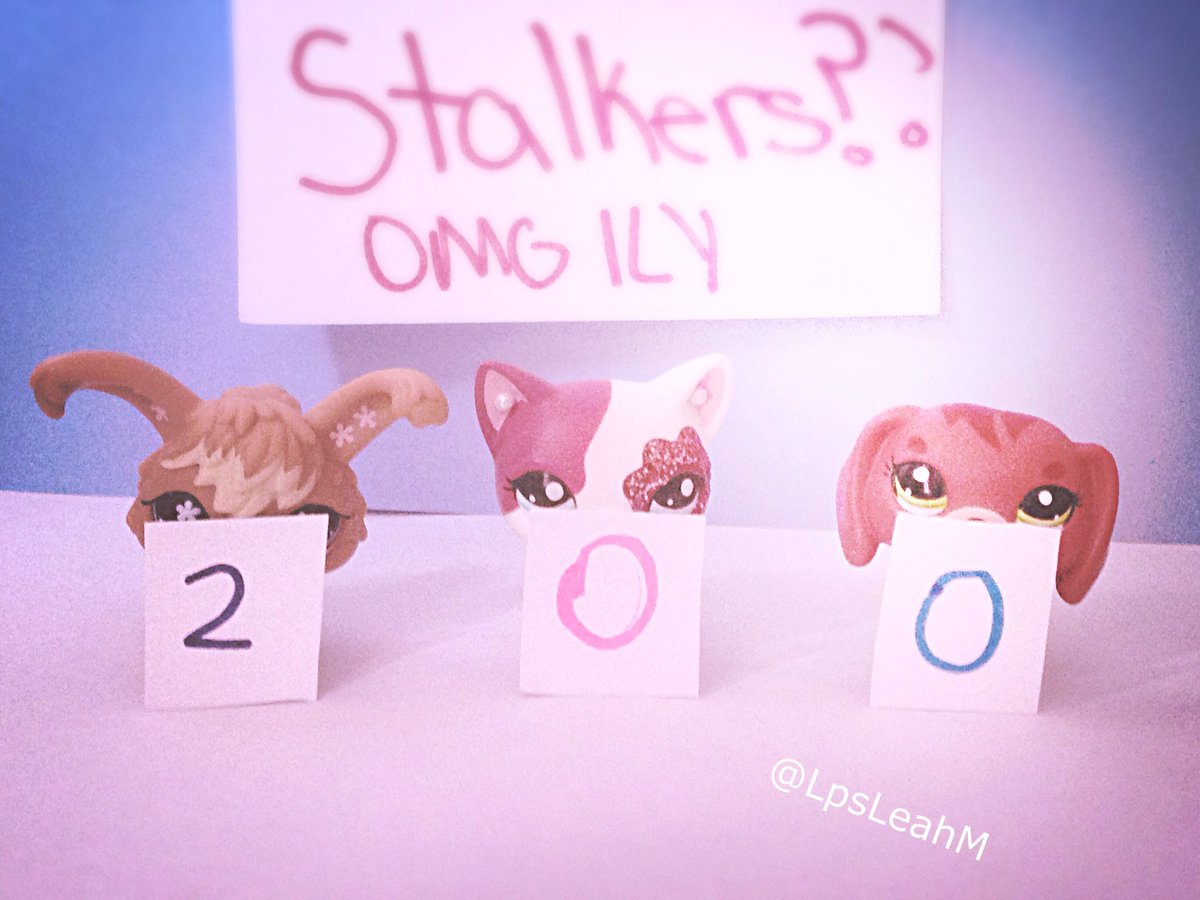 LpsLeahM's tweet photo. 2️⃣0️⃣0️⃣⁉️

OMG I AM SO GLAD THAT I JOINED THIS OUTSTANDING COMMUNITY 💙AND ITS THE #1 THING I WONT REGRET!!😘 

ILY ALL SO MUCH!! TYSM❤️ https://t.co/CKpPp4KBMX