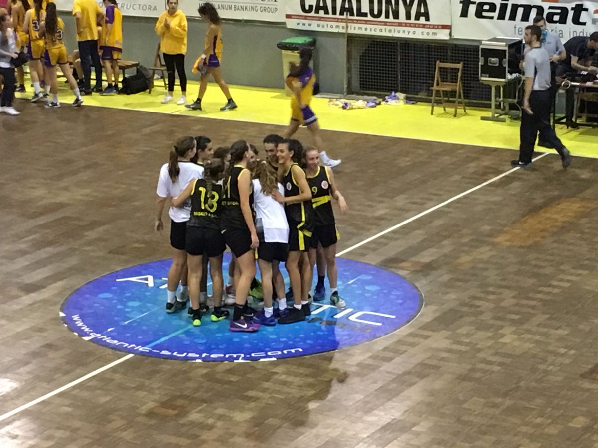 BasketAlmeda's tweet photo. Final #PartitDestacat Cadet Femení Preferent

@uemataro 51 - #C1F @BasketAlmeda 62 https://t.co/AwbHiSKCMl