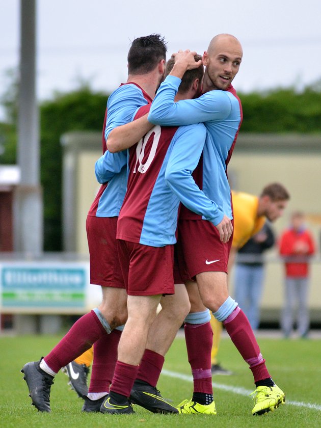 Plenty to celebrate for <a href="/DeepingRangers/">Deeping Rangers FC</a> this afternoon - photos by <a href="/newslincs/">TimWilson</a>