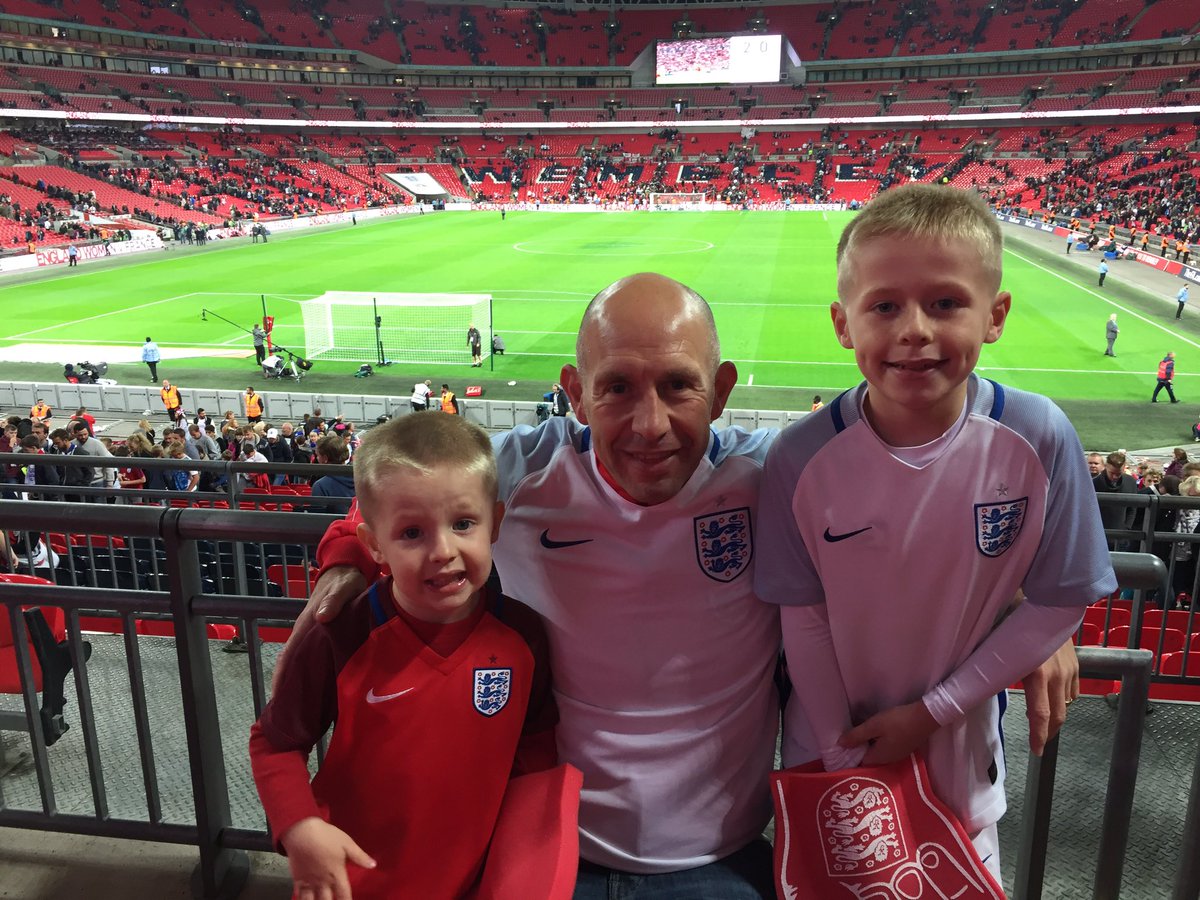 Lee Vaughan tweet media