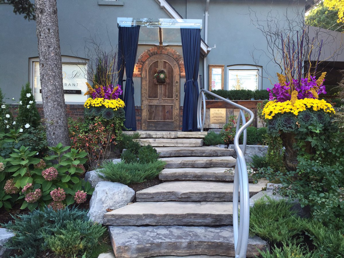 Welcome to our humble abode • #flordesalrestaurant #torontofood #finedining #toronto #saturday