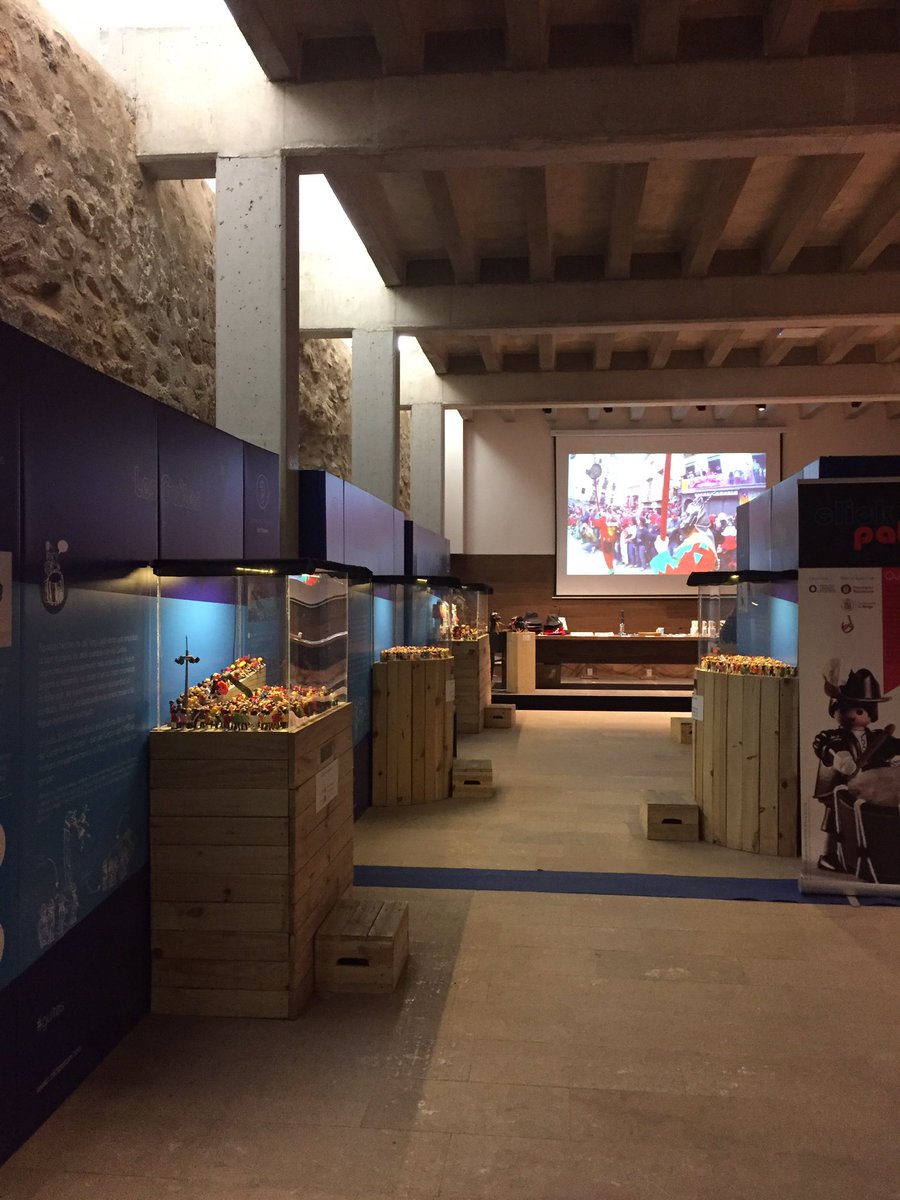 ClickPatum's tweet photo. Tanquem el 1r dia de ClickPatum a #clickania2016 apropant #lapatum de Berga als més de 3.300 visitants! https://t.co/S30uINzRs8