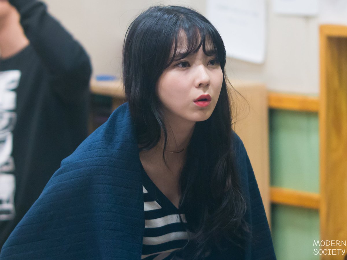 흔하게 이쁜 걸그룹 멤버갑.jpg | 인스티즈