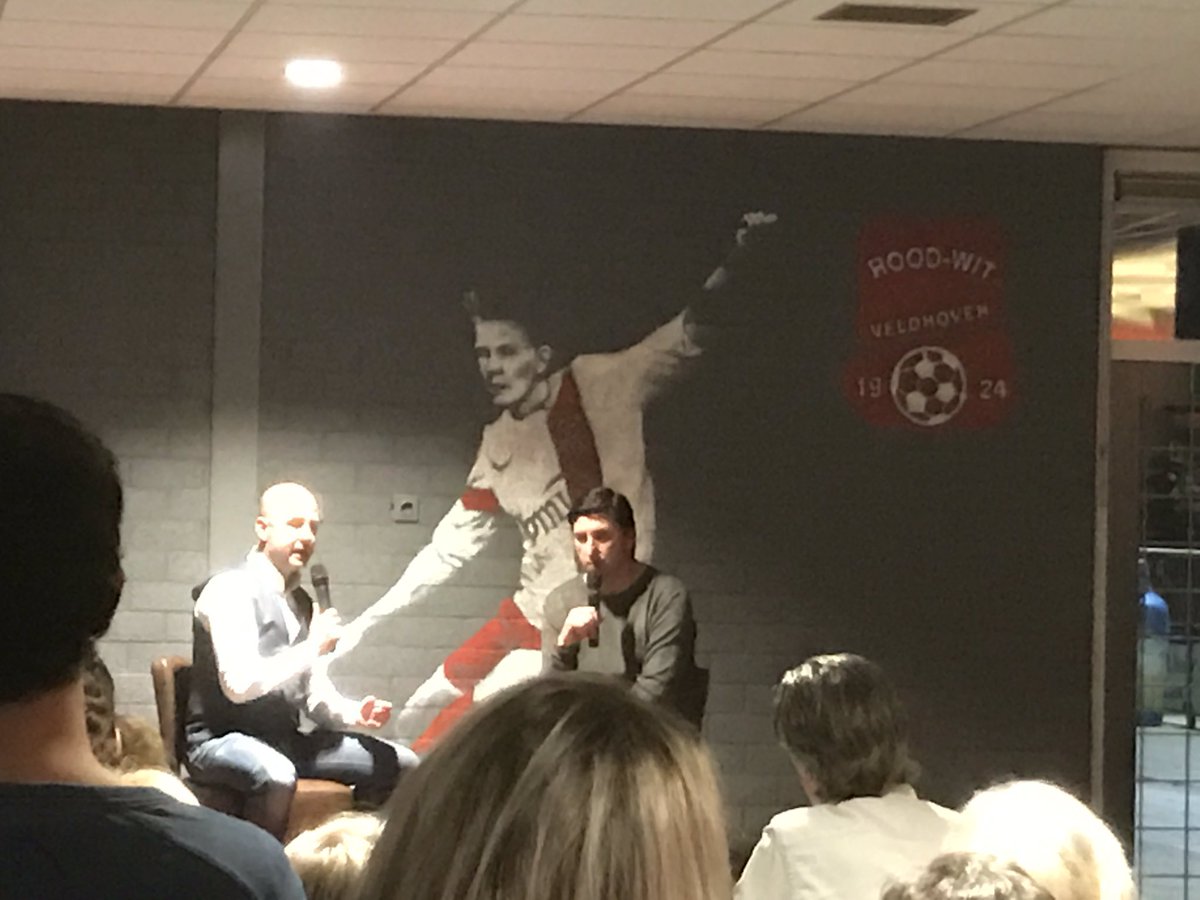 Sponsoravond <a href="/RoodWitV/">Rood-Wit Veldhoven</a> met boekpresentatie van Luc Nilis door <a href="/thijsslegers/">thijsslegers</a> &amp; start businessclub door <a href="/BartArends7/">Bart Arends</a>