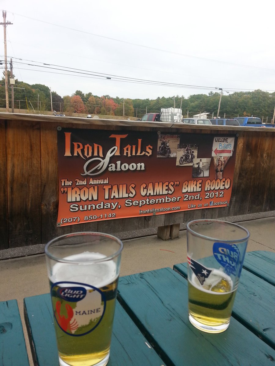 skillint's tweet image. Nice fall afternoon in Acton maine. #HurricaneMatthew #newfriends #workisdone