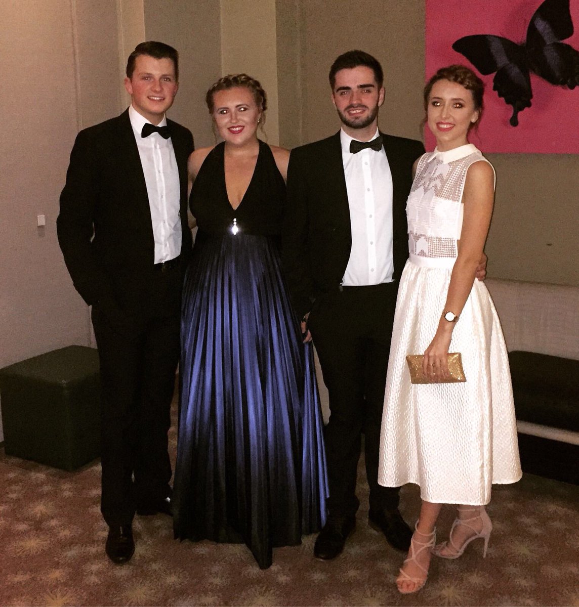 Cliona94's tweet photo. Looking forward to a great night @friendsofa_ 💃🏼🍾 #FOABTB https://t.co/1HneS0UWqh