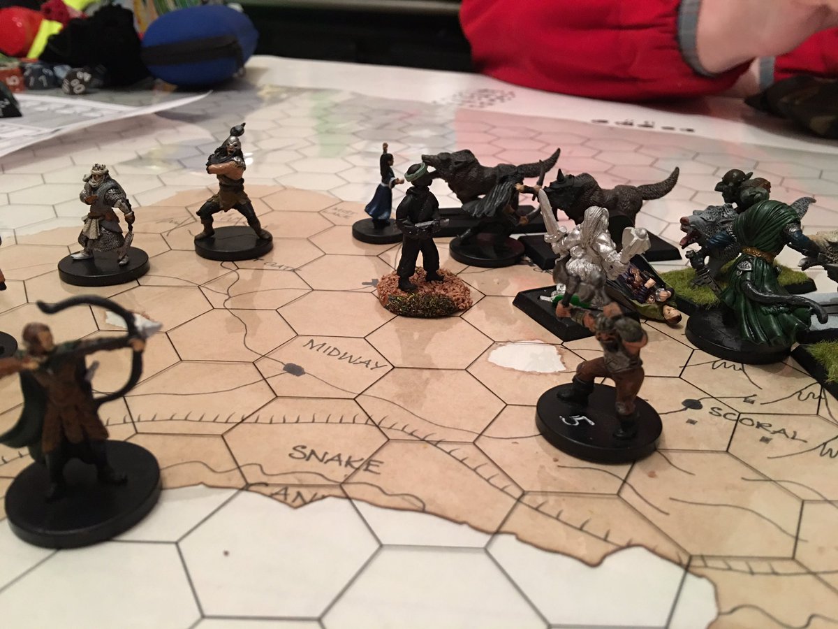 NavajoBirdsong's tweet photo. Under attack- the #blakes7 #federationtrooper is my #human #cleric -casting #calllightening #dnd https://t.co/xLkMX2IcgK