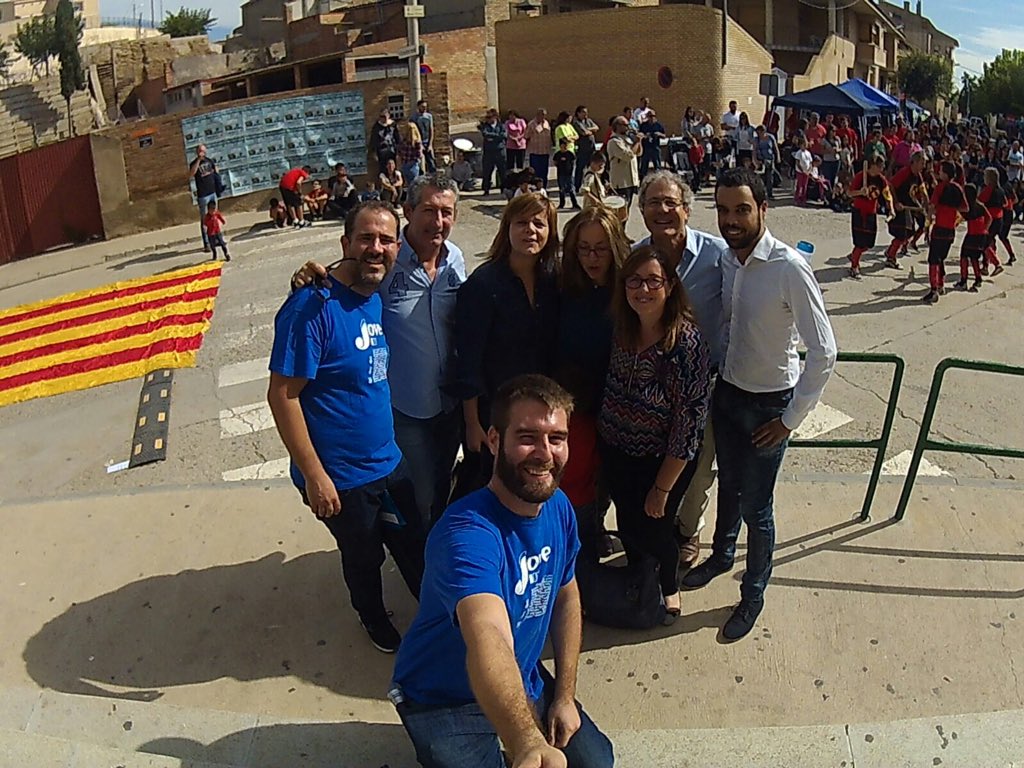 ericbertran's tweet photo. Avui el @Pdemocratacat hem passat 1 gran dia a la #Comarkalada d Menàrguens amb jovent de La Noguera. Un partit fort a una comarca ben viva! https://t.co/oqcVmQL6N5