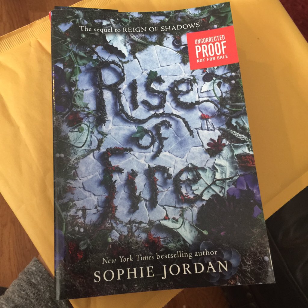 SoVerySophie's tweet photo. Getting close to 19k followers...maybe a BIG #giveaway when that happens? Maybe this #arc?: #RiseOfFire https://t.co/LY0LmvKDoj