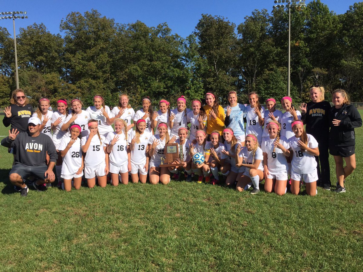 AvonGirlsSoccer's tweet photo. Sectional Champs!! 4 years running! #roadtostate2016!! https://t.co/CfZMqxHpko