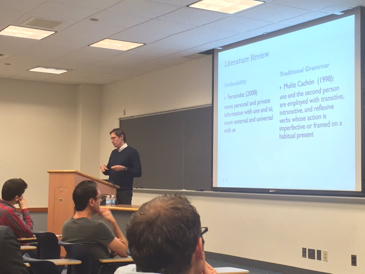 angallego_'s tweet photo. Talk by @IOrtegaSantos about "uno" in Colombian Spanish #HLS2016 #spanish #variation @ASINES_ https://t.co/BbwiBm71IQ