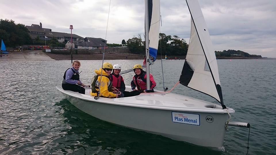 Diwrnod anhygoel yma ir diwrnod antur merched a genethod. Fantastic day hrer for our Women &amp;Girls adventure day #WSW16 @sport_wales