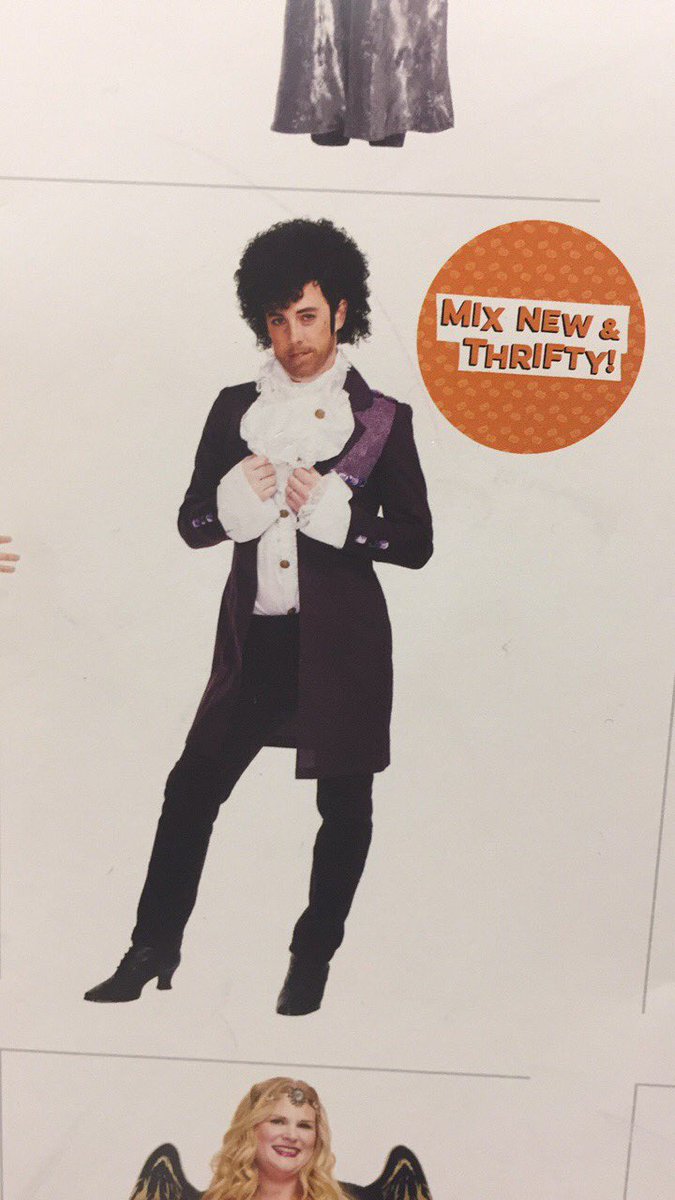 colonproblems's tweet photo. New & Thrifty! #RestInPrince https://t.co/WBVvYKcuSB