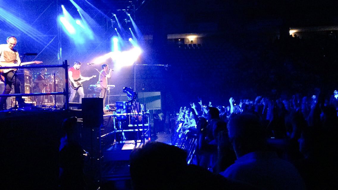 CajaMusicaBCN's tweet photo. . #CONCIERTO Nuestra compañera @aandrea314 en el concierto de @estopaoficial en Girona! 🤘🏻 https://t.co/47iNHiHjYA