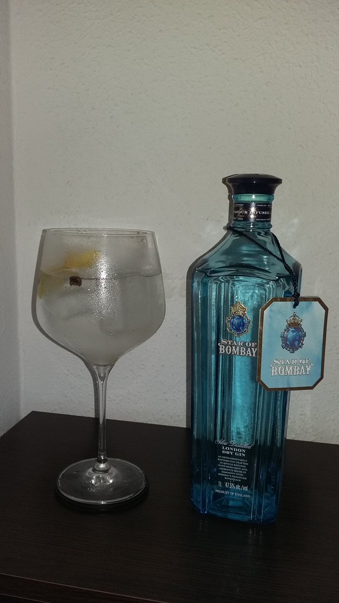 H_Holgado's tweet photo. Probando nuestra nueva adquisición..@AlexandraBombin  #StarOfBombay #NosotrosAntesMolabamos #NosotrosAntesSaliamos https://t.co/TPt2CO9aUW
