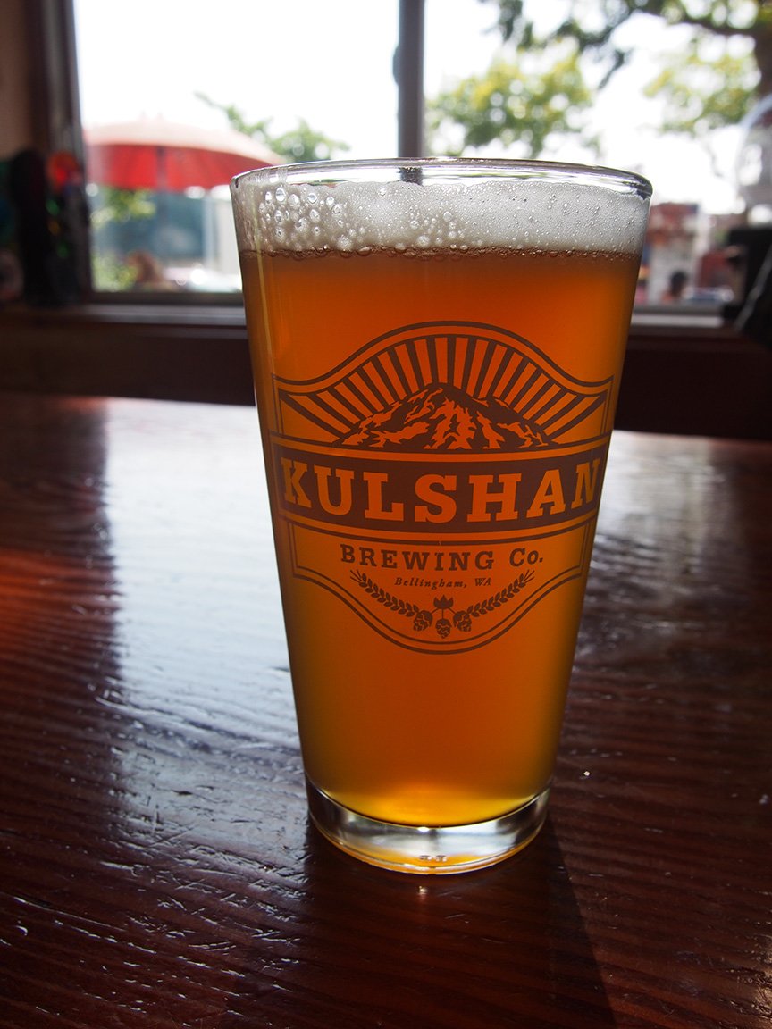 A great outdoor patio in front &amp; a warm, comfortable, wood &amp; metal interior w/ 2 rooms. Bastard Kat IPA on cask - fantastic! @kulshanbrewery