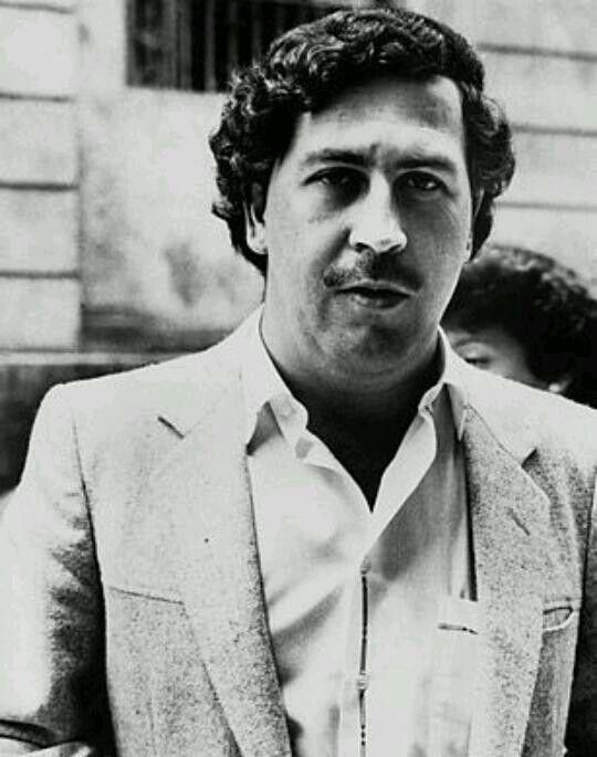 OctaviousGoose's tweet image. Who I might be going as for Halloween :)